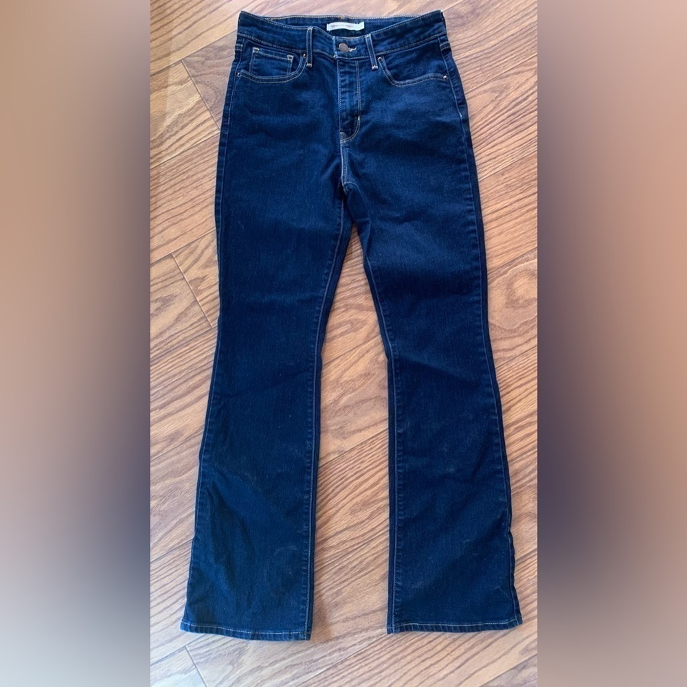 Levi’s 725 High Rise Bootcut jeans size 29 womens dark wash 30 inch inseam